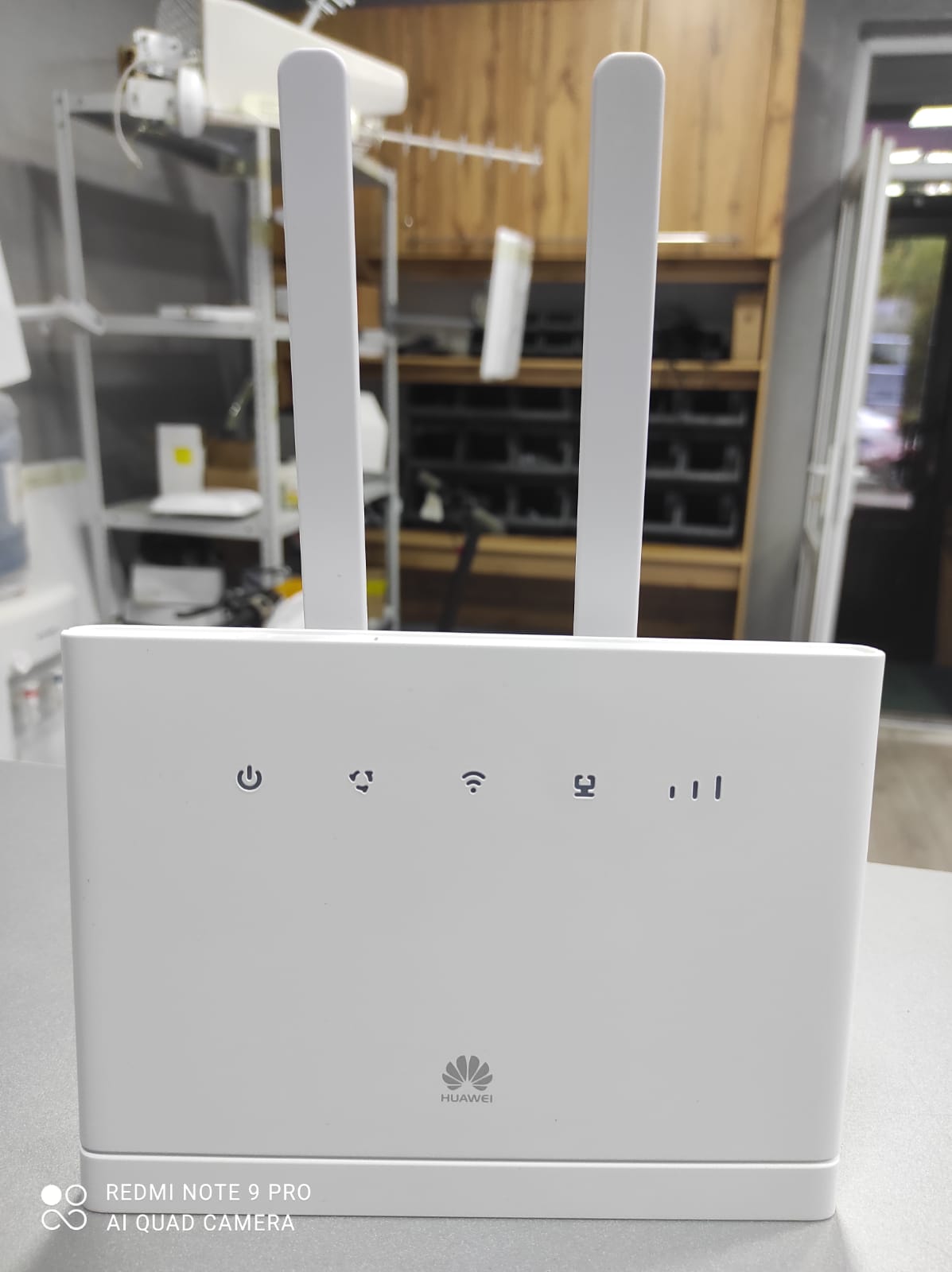 Wi-Fi роутер Huawei B315s-608