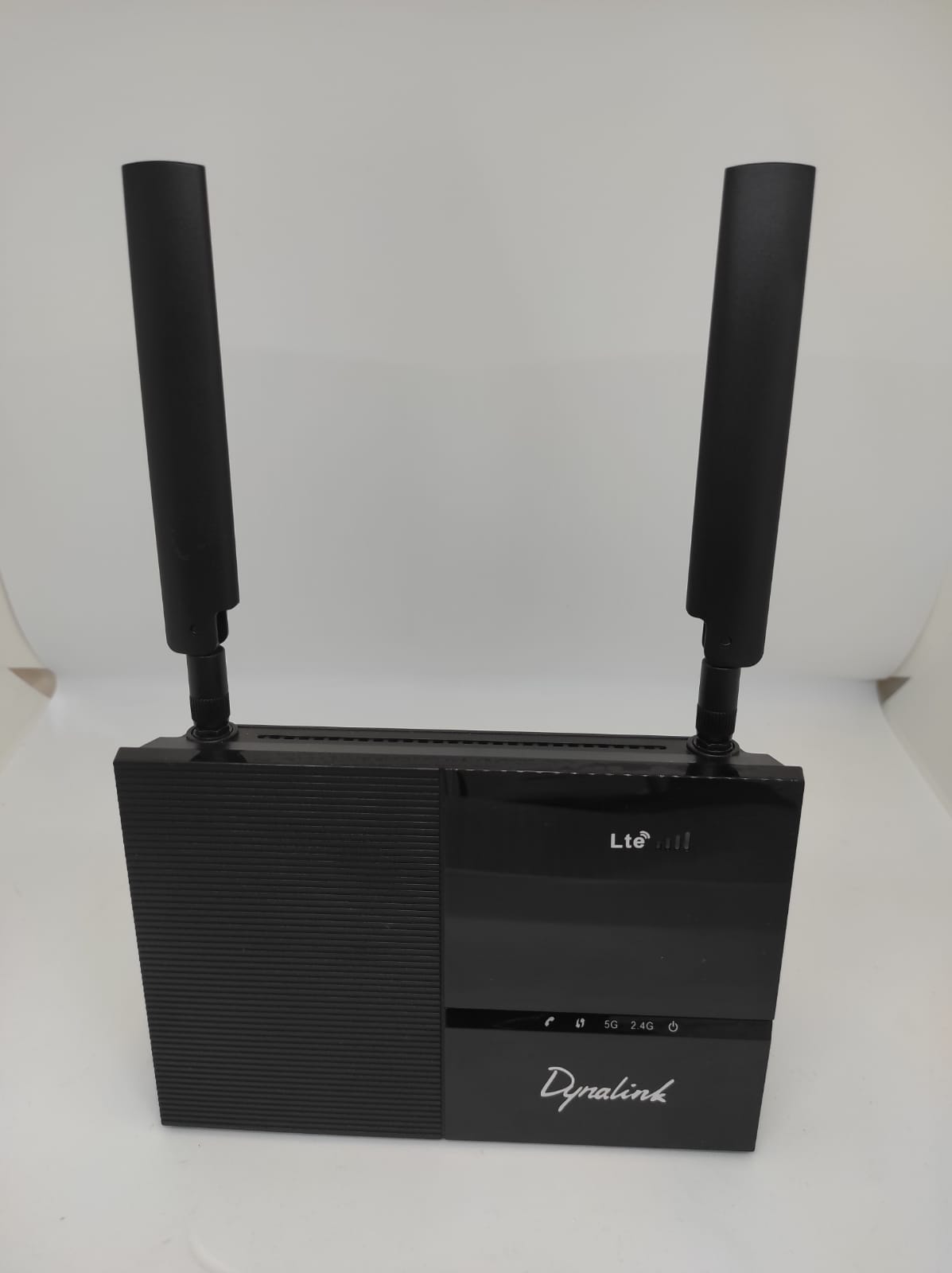 Dynalink RTL0031, 2.4/5 GHz, Cat.4